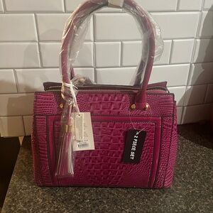 Elegant Pink Crocodile-Embossed Women's Handbag